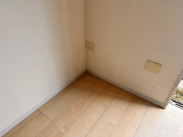 壁紙美ら染色 施工後 居室