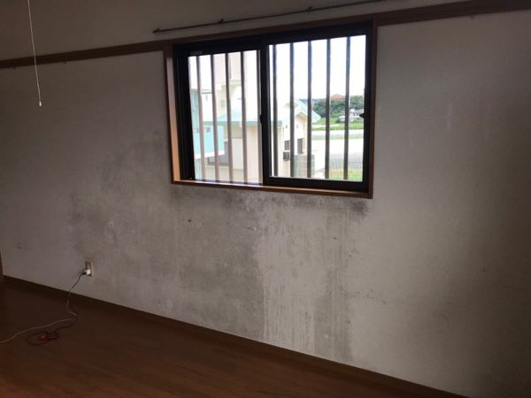 壁紙美ら染色 施工前 居室（窓付き）