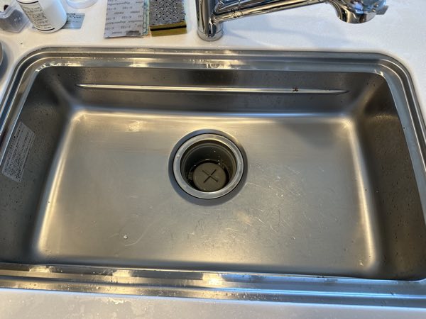 水廻り再生コーティング 施工前 キッチンシンク
